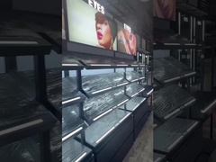 Προσαρμοσμένα καλλυντικά ράφια επίδειξης με το λογότυπο και το σχέδιο